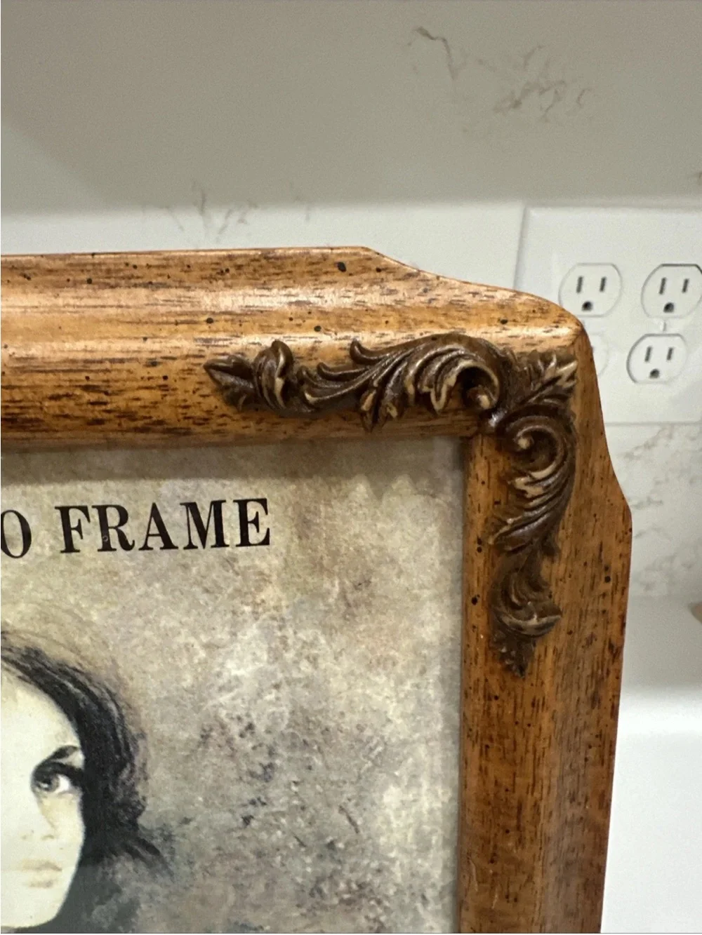 Vintage Wood Frame With Corner Embellishments Wood Back Holds An 8” X 10” Pic